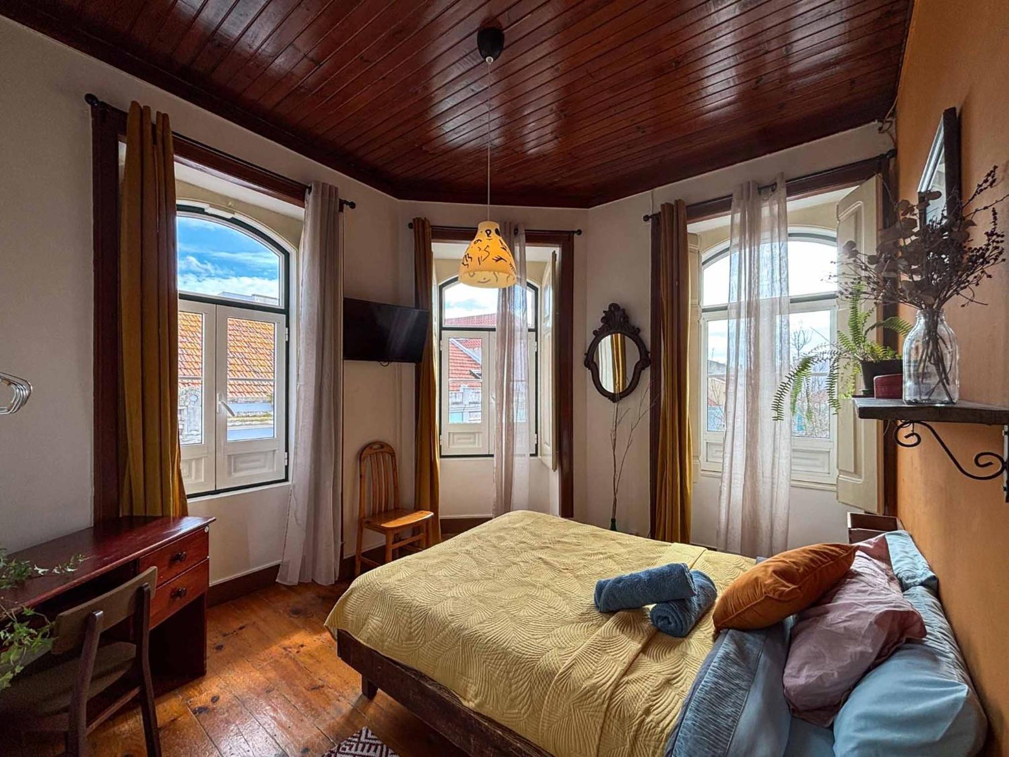Oliva Guesthouse วีลาฟรังกา เด ชีรา ภายนอก รูปภาพ